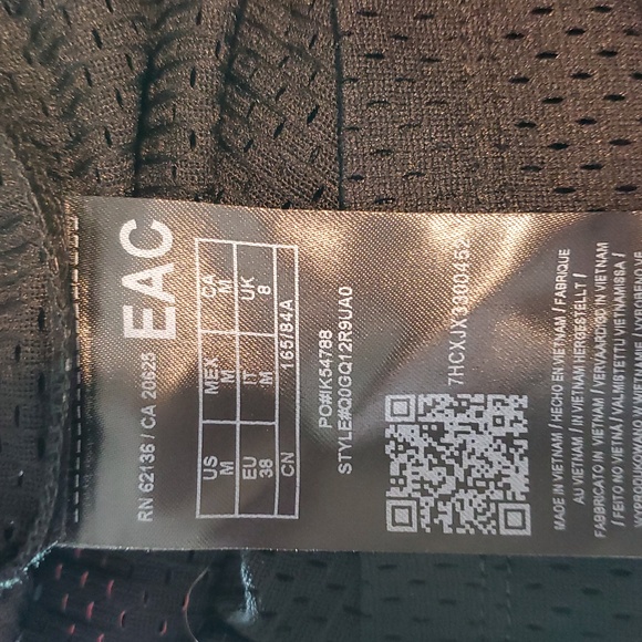 GUESS 'Eliza' Mesh Cropped Black Hooded Long Sleeve Top Size M NWT - Picture 8 of 9